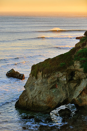 Año Nuevo Sea Cave